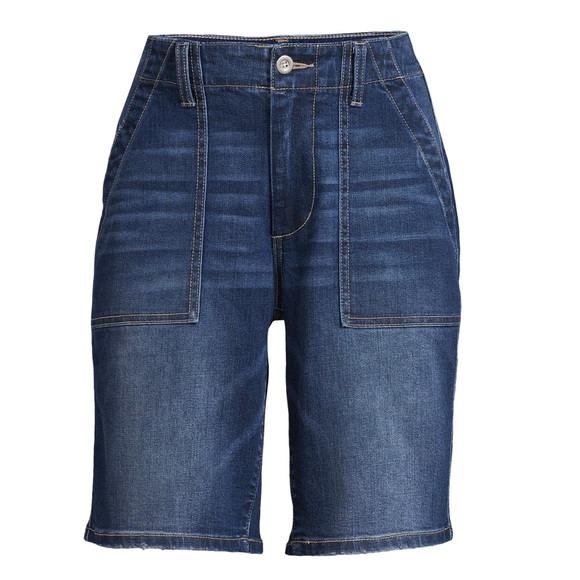 Both fashionable and functional, Bermuda Utility Shorts 10” inseam - Picture 2 of 9